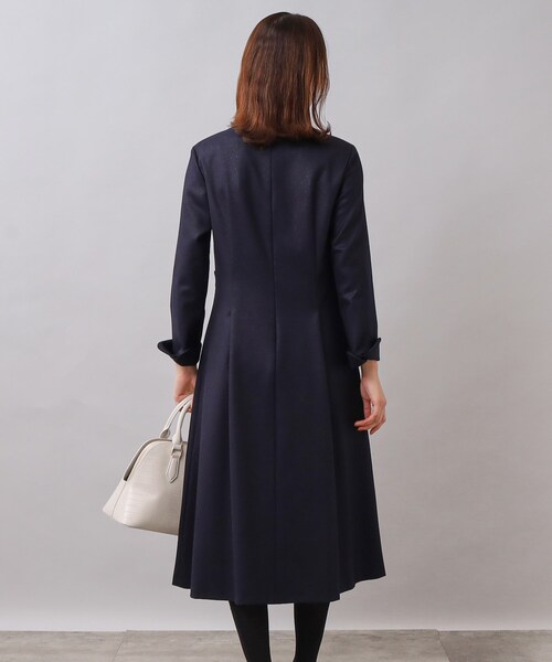 UNTITLED（アンタイトル）の「◆【日本製／通勤からオケージョンまで】ラメ混サキソニーワンピース（ワンピース・レディース・ライトベージュ/ダークグレー/ネイビー・50/00/01/03/44/02/48/46/04/42）」の20枚目の写真