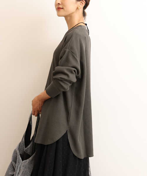 JOURNAL STANDARD relume(ジャーナルスタンダード レリューム)の「《追加7》TCワッフルオーバーサイズロングスリーブTシャツ(Tシャツ/カットソー・レディース・ホワイト系その他/ブラウン/モスグリーン/チャコールグレー/オートミール/ダークブルー・FREE)」の12枚目の写真