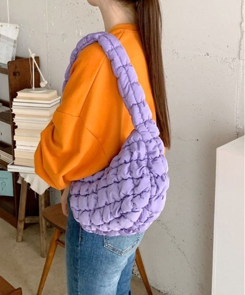 kirakiraShop（キラキラショップ）の「キルティングバッグ（ショルダーバッグ・レディース・オリーブ/レモンイエロー/ブラック/オフホワイト/ピンク/パープル/ブルー/グリーン・FREE）」の20枚目の写真