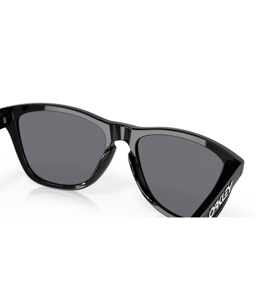 OAKLEY(オークリー)の「オークリー サングラス Frogskins /ライフスタイル/カジュアル/デイリーユース/OAKLEY(サングラス・メンズ・ブラック×グレー・55)」の12枚目の写真
