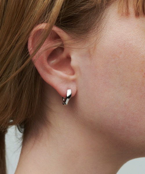 AFFECT(アフェクト)の「Impact Pierce(L)(ピアス(両耳用)・レディース・ゴールド/シルバー・LARGE)」の6枚目の写真