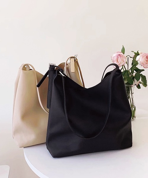 Dita Muaj.(ディータムアージュ)の「【A4対応】ダブルベルトシンプルトート ポーチ付き(ショルダーバッグ・レディース・アイボリー/ブラック・FREE)」の20枚目の写真