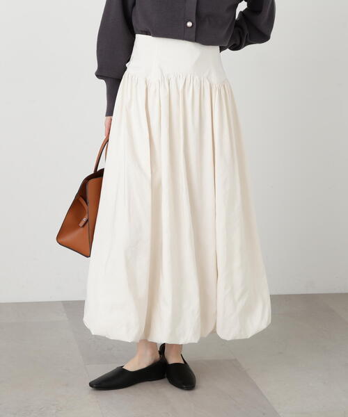 N.（N. Natural Beauty Basic）（エヌエヌナチュラルビューティーベーシック）の「◆ソフトサテンバルーンスカート（スカート・レディース・オフホワイト/ブラック・MEDIUM）」の3枚目の写真