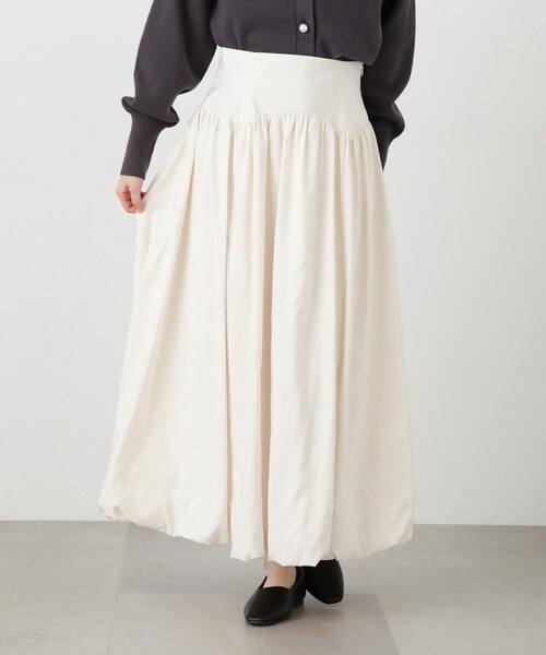 N.（N. Natural Beauty Basic）（エヌエヌナチュラルビューティーベーシック）の「◆ソフトサテンバルーンスカート（スカート・レディース・オフホワイト/ブラック・MEDIUM）」の10枚目の写真