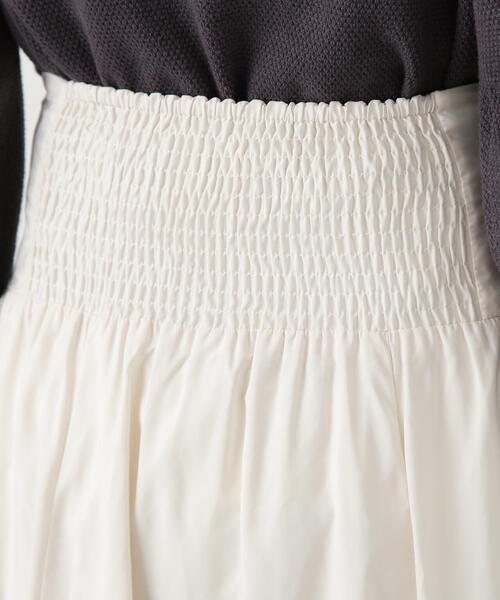 N.（N. Natural Beauty Basic）（エヌエヌナチュラルビューティーベーシック）の「◆ソフトサテンバルーンスカート（スカート・レディース・オフホワイト/ブラック・MEDIUM）」の14枚目の写真