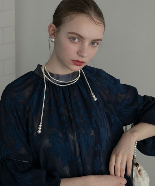 BONLECILL noir(ボンルシールノワール)の「【BONLECILL noir】ロングパールネックレス(ネックレス・レディース・ホワイト・FREE)」の2枚目の写真