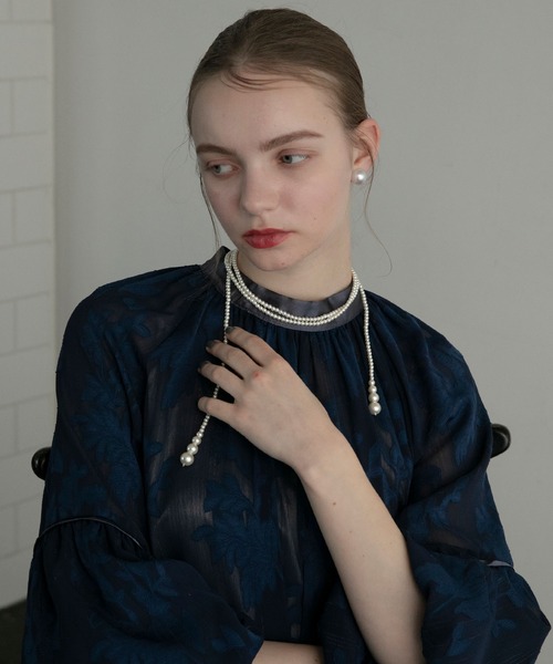 BONLECILL noir(ボンルシールノワール)の「【BONLECILL noir】ロングパールネックレス(ネックレス・レディース・ホワイト・FREE)」の4枚目の写真