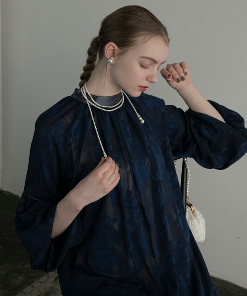 BONLECILL noir(ボンルシールノワール)の「【BONLECILL noir】ロングパールネックレス(ネックレス・レディース・ホワイト・FREE)」の6枚目の写真