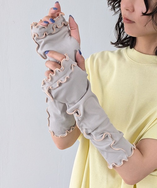 emesuelee(エメスーリー)の「冷感リブ生地UV手袋 40cm 45cm(アームカバー・レディース・ブルー/ブラック/ライトグレー/グレー系1/ブラック系1/ブルー系1・フリー)」の1枚目の写真