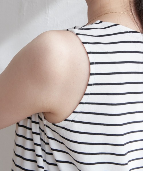 ikka（イッカ）の「【雑誌InRed6月号掲載】コットンUSA裾ラウンドノースリプルオーバー（タンクトップ・レディース・その他1/オフホワイト/ブラック・L/M/S）」の14枚目の写真