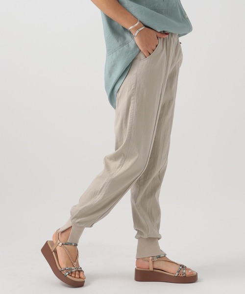 BAYFLOW（ベイフロー）の「リネンジョガーパンツ（その他パンツ・レディース・ブラック/グレイッシュベージュ/カーキ・SMALL/MEDIUM）」の22枚目の写真