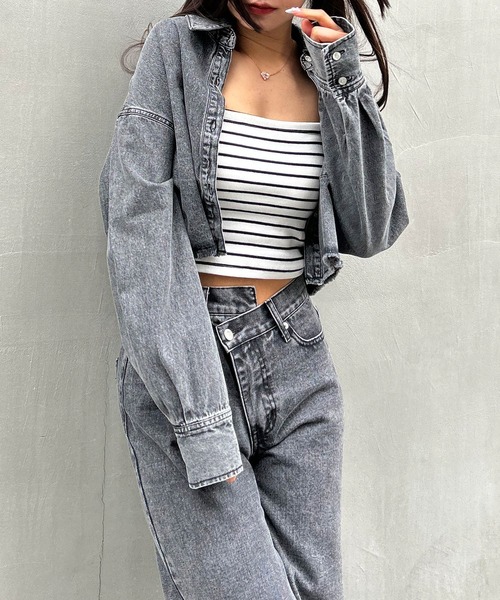 INGNI（イング）の「クロップド丈デニムシャツ／Ａ（シャツ/ブラウス・レディース・グレー/ブルー系その他3・M）」の4枚目の写真