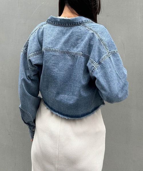 INGNI（イング）の「クロップド丈デニムシャツ／Ａ（シャツ/ブラウス・レディース・グレー/ブルー系その他3・M）」の9枚目の写真