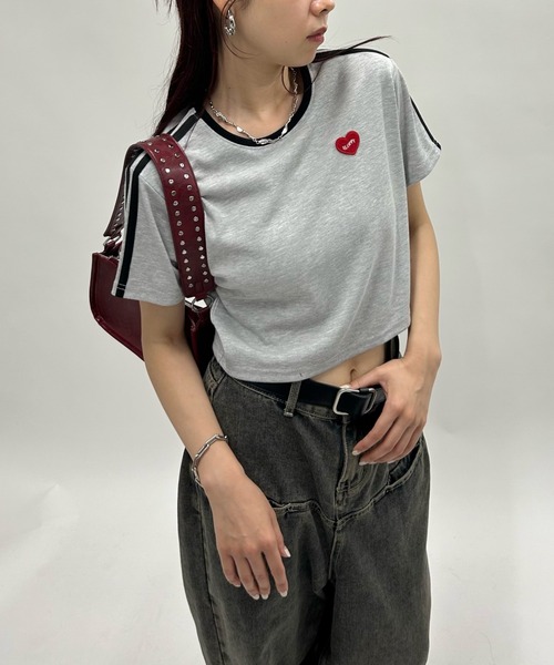 WHO'S WHO gallery(フーズフーギャラリー)の「【SLOPPY/スロッピー】ハートラインTEE(Tシャツ/カットソー・レディース・グレー/オフホワイト/ブラック/レッド/ネイビー/レッド系その他/ブラック系その他/ブルー系その他/カーキ・FREE)」の5枚目の写真