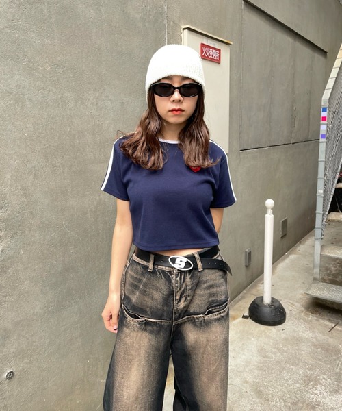 WHO'S WHO gallery(フーズフーギャラリー)の「【SLOPPY/スロッピー】ハートラインTEE(Tシャツ/カットソー・レディース・グレー/オフホワイト/ブラック/レッド/ネイビー/レッド系その他/ブラック系その他/ブルー系その他/カーキ・FREE)」の11枚目の写真