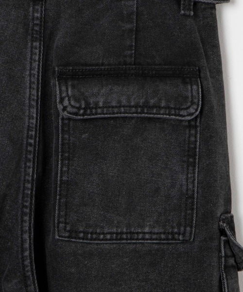 Figments（フィグメンツ）の「マルチカーゴワイドデニムパンツ（デニムパンツ・レディース・ブラック/パープル・LARGE/MEDIUM）」の14枚目の写真