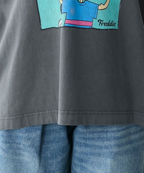 forksy.(フォルクシー)の「【forksy.】ヴィンテージライクピグメントキャラクターグラフィックプリント半袖Tシャツ(Tシャツ/カットソー・レディース・チャコール/アイボリー・FREE)」の12枚目の写真