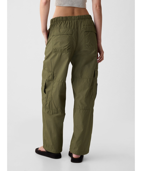 ミッドライズ バギー カーキ GAP ギャップ パンツ カーゴパンツ レディース GAP（ギャップ）の「ミッドライズ カーゴ パラシュートパンツ