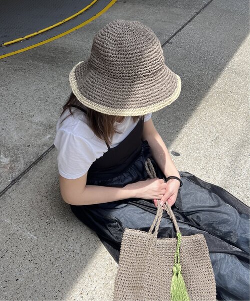 LBC(エルビーシー)の「ライン配色ペーパーハット(ハット・レディース・ベージュ/チャコール・FREE)」の5枚目の写真