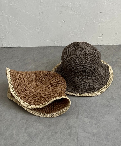 LBC(エルビーシー)の「ライン配色ペーパーハット(ハット・レディース・ベージュ/チャコール・FREE)」の1枚目の写真