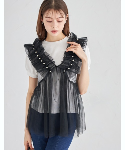 tocco closet(トッコ クローゼット)の「パール付きチュールビスチェ(ベスト・レディース・アイボリー/ブラック・M)」の1枚目の写真