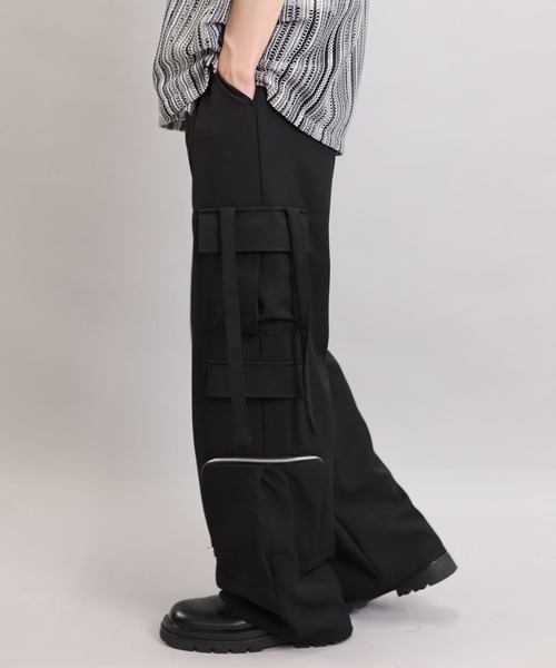 SPINNS（スピンズ）の「【ユニセックスで着用可能】ポケットカーゴテーラードパンツ（カーゴパンツ・メンズ・ブラウン/ブラック・L/M）」の12枚目の写真