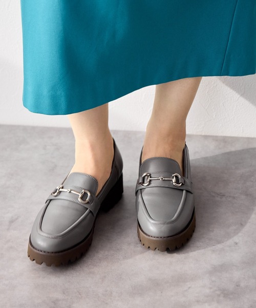 HIMIKO（ヒミコ）の「【HIMIKO】トラックソールビットローファー/641322（ローファー・レディース・ピンク/グレー/アイボリー/ブラック・24.0cm/23.0cm/22.5cm/24.5cm/23.5cm/22.0cm/25.0cm/25.5cm/21.5cm/26.5cm/26.0cm）」の15枚目の写真