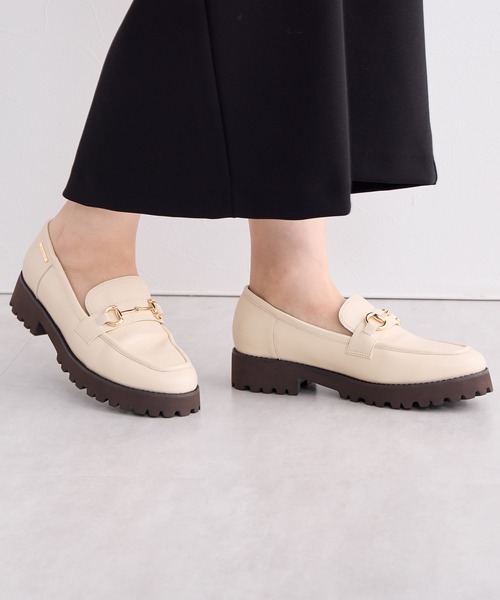 HIMIKO（ヒミコ）の「【HIMIKO】トラックソールビットローファー/641322（ローファー・レディース・ピンク/グレー/アイボリー/ブラック・24.0cm/23.0cm/22.5cm/24.5cm/23.5cm/22.0cm/25.0cm/25.5cm/21.5cm/26.5cm/26.0cm）」の18枚目の写真