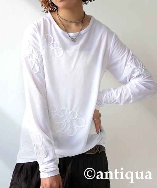 antiqua(アンティカ)の「ニュアンスシアートップス(Tシャツ/カットソー・レディース・ブラック/ホワイト・ONESIZE)」の4枚目の写真