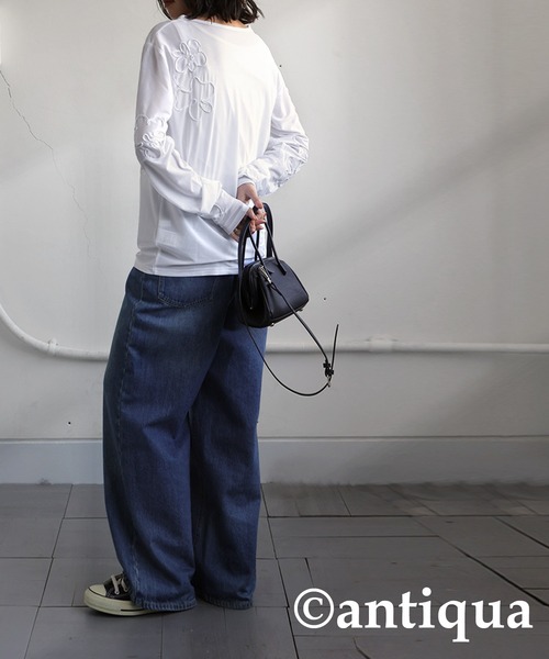 antiqua(アンティカ)の「ニュアンスシアートップス(Tシャツ/カットソー・レディース・ブラック/ホワイト・ONESIZE)」の7枚目の写真