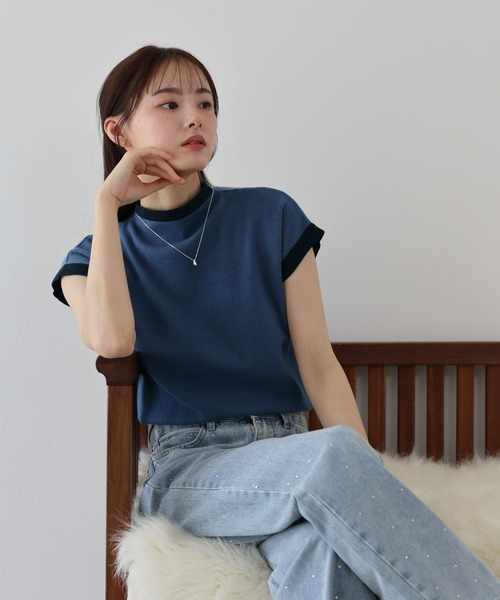 BLUEEAST（ブルーイースト）の「バイカラーフレンチスリーブニット（ニット/セーター・レディース・アイボリー/ブラック/ブルーグレー/ブラウン・MEDIUM）」の4枚目の写真