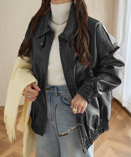 KOBE LETTUCE（コウベレタス）の「ファー襟付2Wayフェイクレザージップアップブルゾン（ブルゾン・レディース・ブラック/ブラウン/アイボリー系/ブラック系/ブラウン系・M）」の2枚目の写真