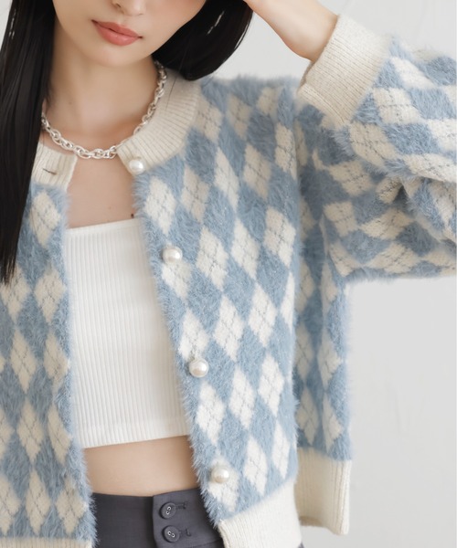 VIS（ビス）の「ミニアーガイル柄ビックパールボタンカーディガン（カーディガン/ボレロ・レディース・サックスブルー/ベージュ/スミクロ・FREE）」の9枚目の写真