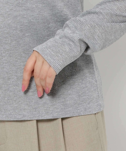 GLOBAL WORK(グローバルワーク)の「MATINEE LINE/ラメシアーリブロングスリーブプルオーバー/142446(Tシャツ/カットソー・レディース・ライトグレー/ブラック/グレー・LARGE/MEDIUM)」の8枚目の写真