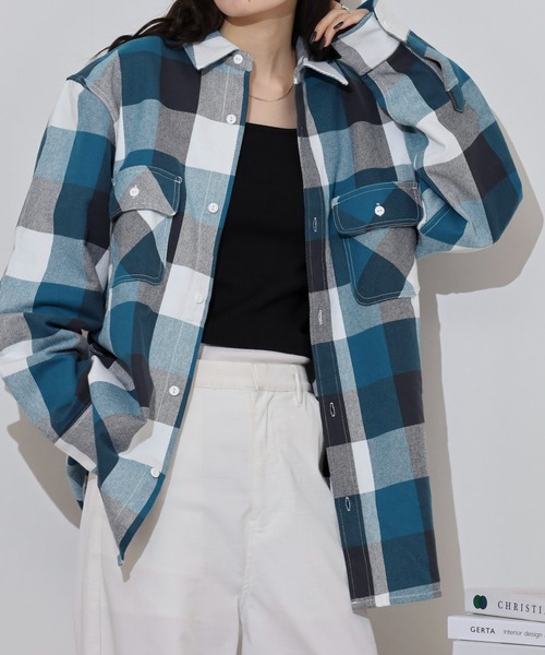 BIG MIKE(ビッグマイク)の「BIG MIKE Heavy flannel shirt ビックマイク チェック ヘビーフランネルシャツ(シャツ/ブラウス・メンズ・サックスブルー/ブラック/ホワイト系その他/ブラック×ホワイト/ブラウン/グリーン/ネイビー/イエロー/オフホワイト/レッド/ベージュ/ブルー/レッド系その他/ブラック×グレー/ミント/ホワイト系その他2/ブラック系その他/イエロー×グレー/ブラック系その他2・XXL/XL/L/M/2XL)」の15枚目の写真