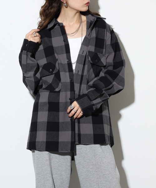 BIG MIKE(ビッグマイク)の「BIG MIKE Heavy flannel shirt ビックマイク チェック ヘビーフランネルシャツ(シャツ/ブラウス・メンズ・サックスブルー/ブラック/ホワイト系その他/ブラック×ホワイト/ブラウン/グリーン/ネイビー/イエロー/オフホワイト/レッド/ベージュ/ブルー/レッド系その他/ブラック×グレー/ミント/ホワイト系その他2/ブラック系その他/イエロー×グレー/ブラック系その他2・XXL/XL/L/M/2XL)」の5枚目の写真