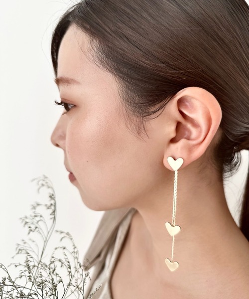 ciite'(シーテ)の「long triple heart Pierce (両耳用)(ピアス(両耳用)・レディース・シルバー/ゴールド・FREE)」の3枚目の写真