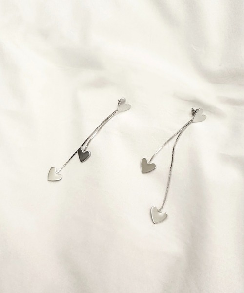ciite'(シーテ)の「long triple heart Pierce (両耳用)(ピアス(両耳用)・レディース・シルバー/ゴールド・FREE)」の11枚目の写真