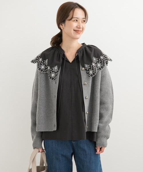 URBAN RESEARCH DOORS（アーバンリサーチドアーズ）の「レース刺繍ラッフルブラウス（シャツ/ブラウス・レディース・ブラック/オフホワイト・MEDIUM）」の3枚目の写真