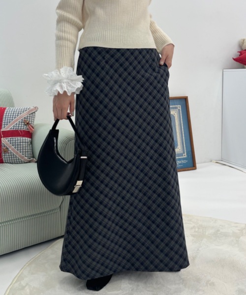 Birthday room(バースデイルーム)の「Aラインチェックロングスカート / A-line checked long skirt(スカート・レディース・ネイビー/ブラック/ブラウン・FREE)」の11枚目の写真