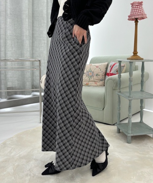 Birthday room(バースデイルーム)の「Aラインチェックロングスカート / A-line checked long skirt(スカート・レディース・ネイビー/ブラック/ブラウン・FREE)」の5枚目の写真