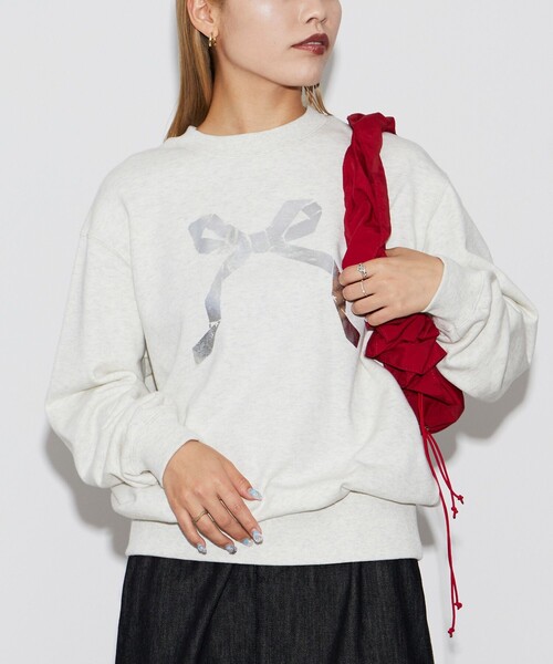 Firsthand(ファーストハンド)の「Firsthand/ファーストハンド オーガニックコットン箔リボンプリントスウェット(スウェット・レディース・チャコールグレー/ネイビー/オートミール・FREE)」の4枚目の写真