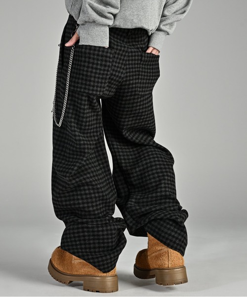 ADRER(アドラー)の「TR w cloth basic wide straight pants / TRダブルクロスベーシックワイドストレートパンツ(スラックス・メンズ・ブラック/ブラック系1/グレー/ブラウン系1/ブラック系2・L/M/S/XS/XXS)」の18枚目の写真