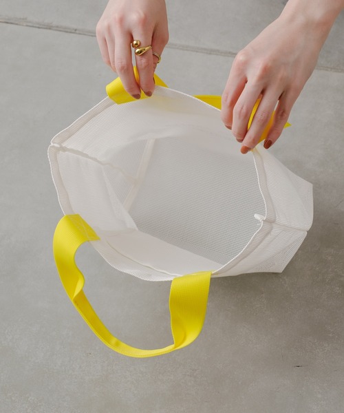 CUISINE HABITS（クイジーヌハビッツ）の「HORIZONTAL TOTE  MESH（トートバッグ・レディース・ホワイト系その他/ホワイト・0/フリー）」の5枚目の写真