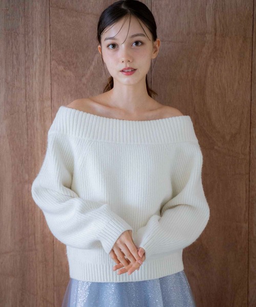 NOELA(ノエラ)の「2WAYオフショルニット(ニット/セーター・レディース・ブラウン/ベージュ/オフホワイト・フリー)」の4枚目の写真