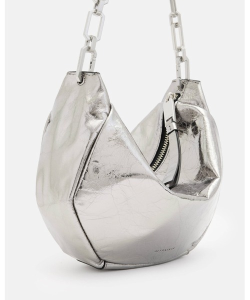 ALLSAINTS（オールセインツ）の「MADEA MINI CHAIN STRAP LEATHER BAG | MADEA ミニ チェーン ストラップ レザー バッグ（ショルダーバッグ・レディース・ガンメタ・ONE SIZE）」の4枚目の写真