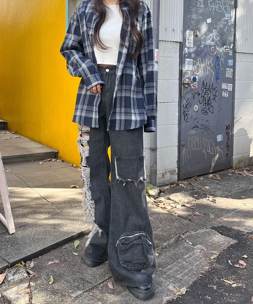 tinkerend（ティンカーエンド）の「【ユニセックス】Damege Vintage Denim / ダメージヴィンテージデニムパンツ（デニムパンツ・メンズ・ブラック・1/3/2）」の15枚目の写真
