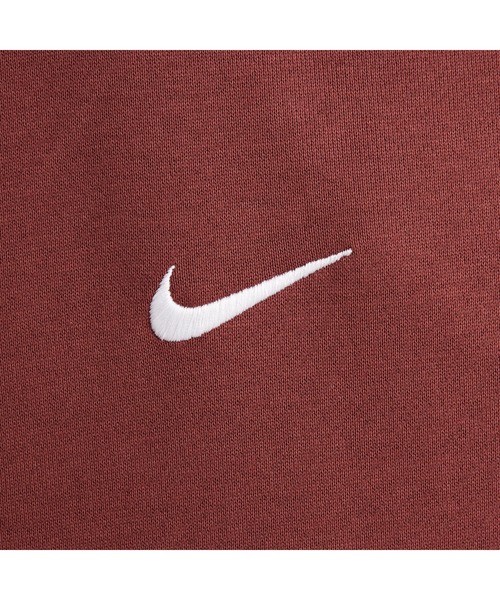 NIKE（ナイキ）の「NIKE/ナイキ CLUB OVERSIZED CREW OPP2（スウェット・メンズ・ブラック/ブラウン・S/M/L/XL）」の5枚目の写真