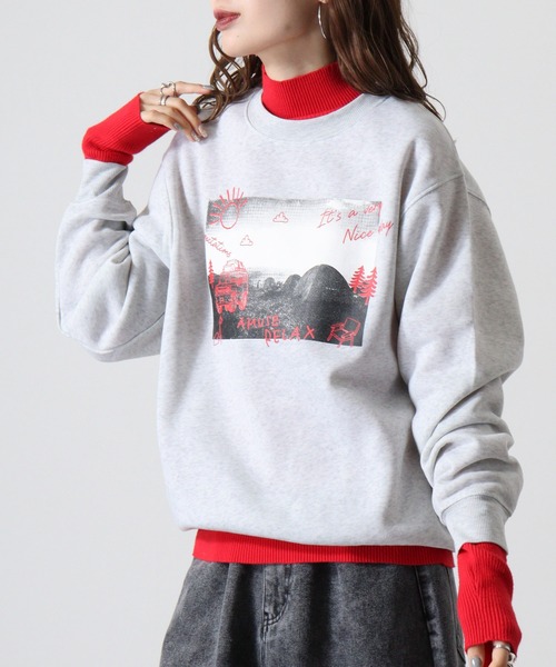 FUNALIVE（ファンアライブ）の「デザインプリント裏起毛トレーナー（スウェット・メンズ・ブラック/ブルー/モカ/ホワイト/ブラック系/スミクロ/グリーン系その他/ホワイト系その他/ブルーパープル/ブラック系1/パープル系その他/ホワイト系その他3/パープル系その他2/ホワイト系その他2/ライトブラウン/ブラック系その他/ホワイト系その他4/ブラック系2/ブラウン系その他/サックスブルー/ホワイト系その他5/ブラック系その他2/スモークピンク/サックスブルー系・M/L/LL）」の3枚目の写真