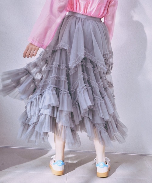 manana suerte（マニャーナスエルテ）の「ボリュームチュールフリル